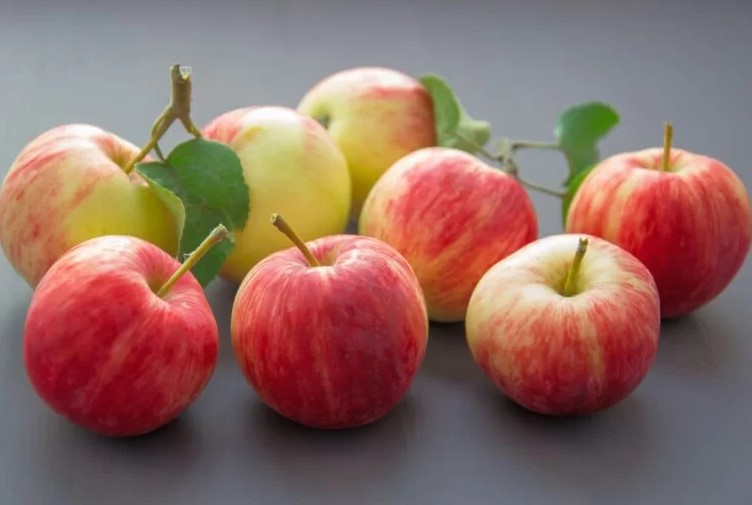Alkaline Fruit Apples